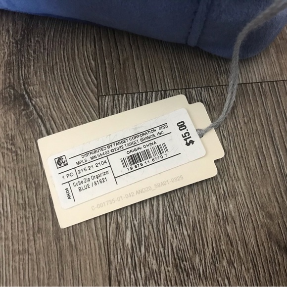 NWT A New Day Blue Velvet Jewelry Organizer Bag - Picture 5 of 5